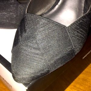 Limelight Black Size 9 Flats